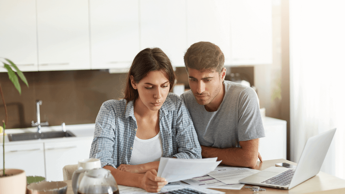 50 Dicas para Economizar Dinheiro e Fazer Seu Salário Render de Verdade