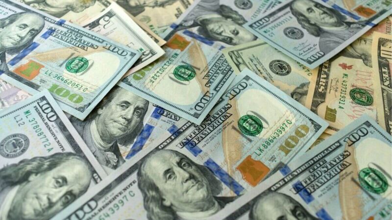 Como Investir em Dólar no Brasil: Proteja Seu Dinheiro e Lucre com a Moeda Americana